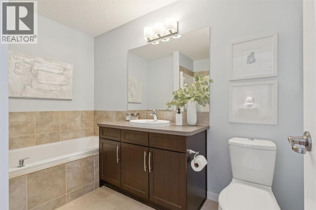 480 River Heights Green, Cochrane, Alberta  T4C 0S1 - Photo 13 - A2265408