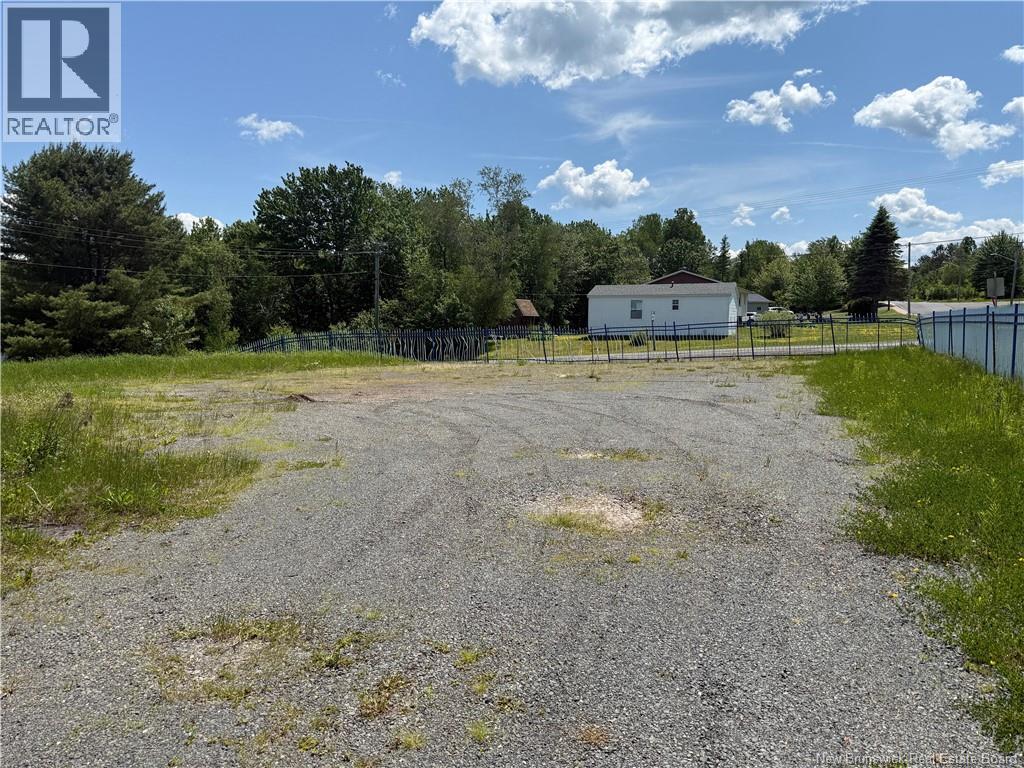 975 Northside Drive, Minto, New Brunswick  E4B 3G5 - Photo 8 - NB118569