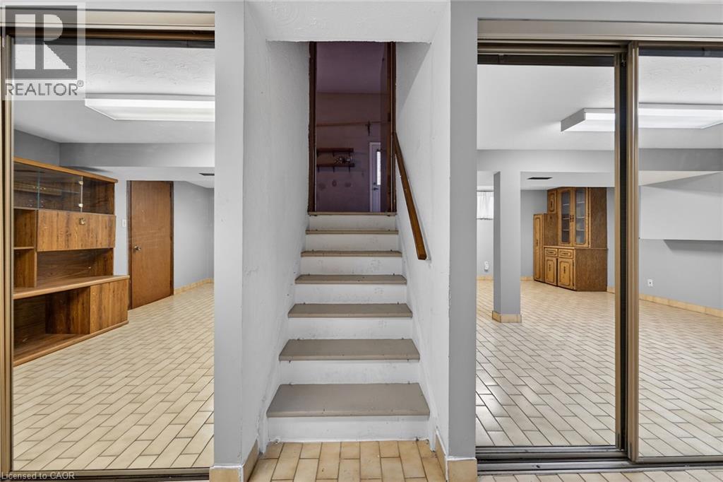 369 Federal Street, Stoney Creek, Ontario  L8E 2B6 - Photo 32 - 40790430