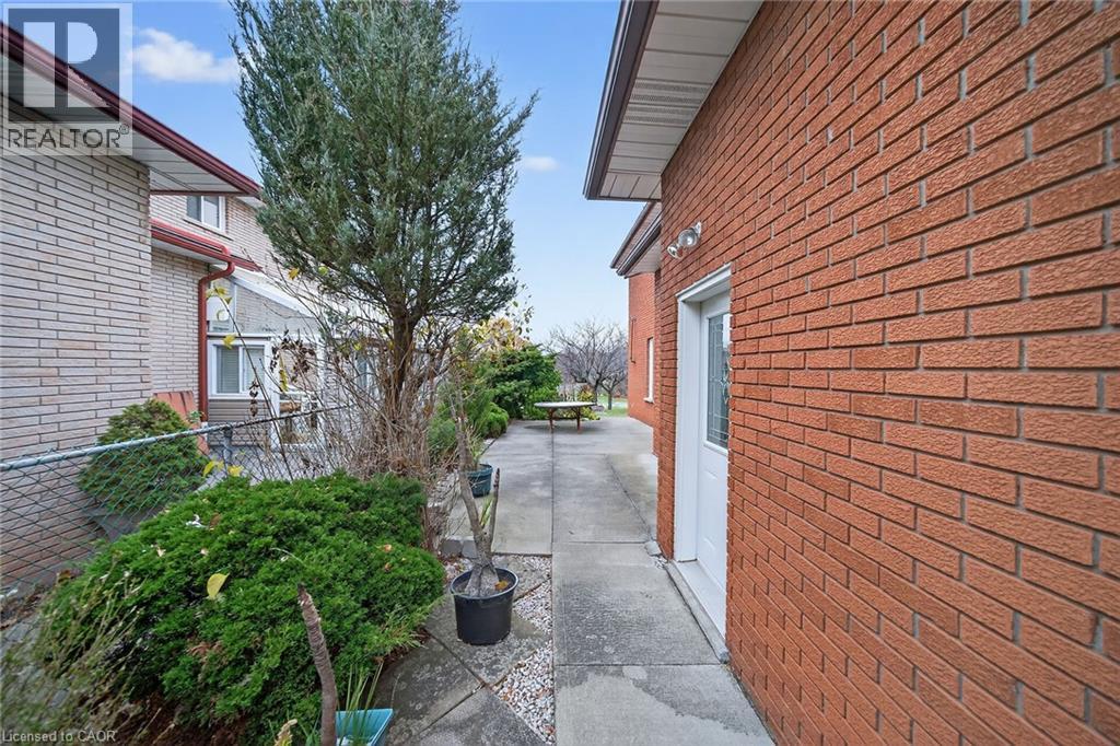 369 Federal Street, Stoney Creek, Ontario  L8E 2B6 - Photo 38 - 40790430