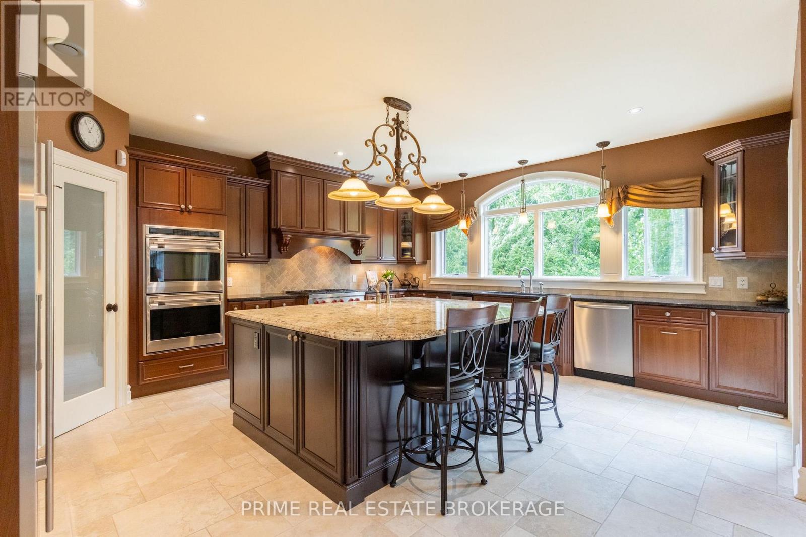 565 Eagletrace Drive, London North, Ontario  N6G 0E8 - Photo 15 - X12410777