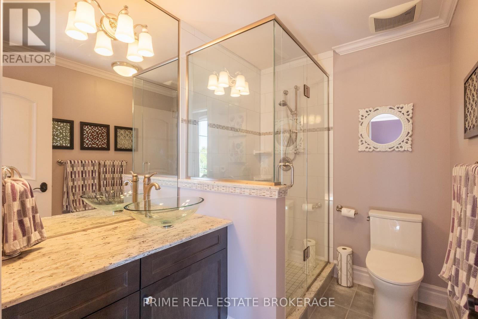 565 Eagletrace Drive, London North, Ontario  N6G 0E8 - Photo 29 - X12410777