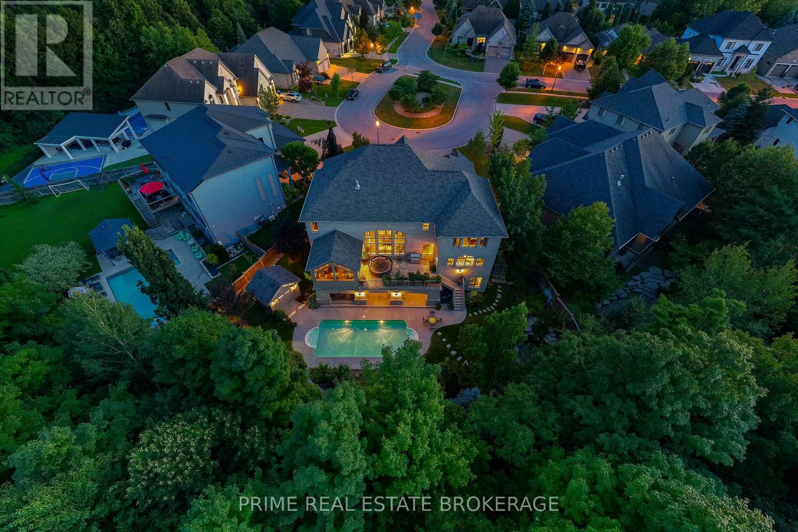 565 Eagletrace Drive, London North, Ontario  N6G 0E8 - Photo 3 - X12410777