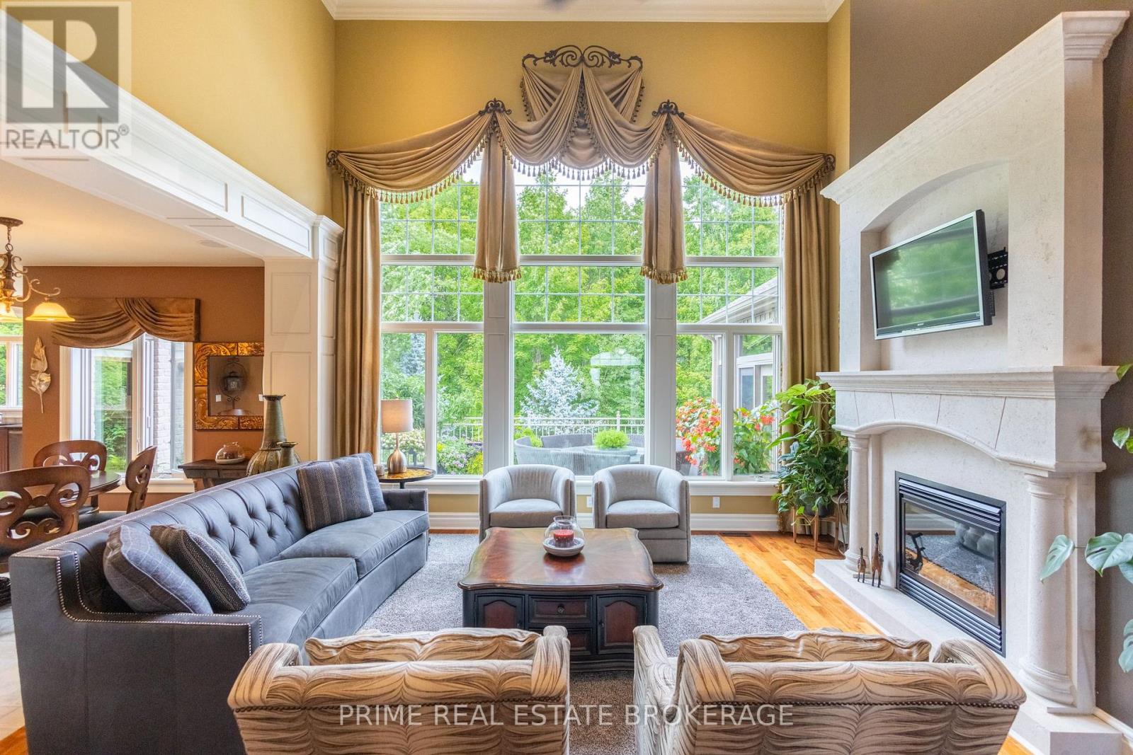 565 Eagletrace Drive, London North, Ontario  N6G 0E8 - Photo 9 - X12410777