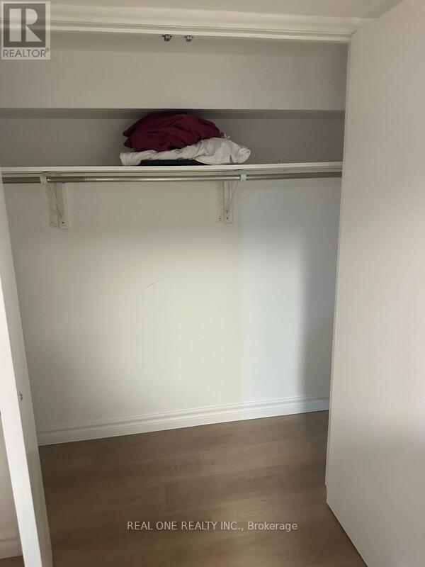 1 - 124 Malvern Avenue, Toronto, Ontario  M4E 3E5 - Photo 10 - E12601406