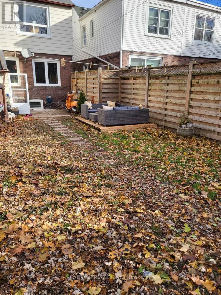 1 - 124 Malvern Avenue, Toronto, Ontario  M4E 3E5 - Photo 12 - E12601406