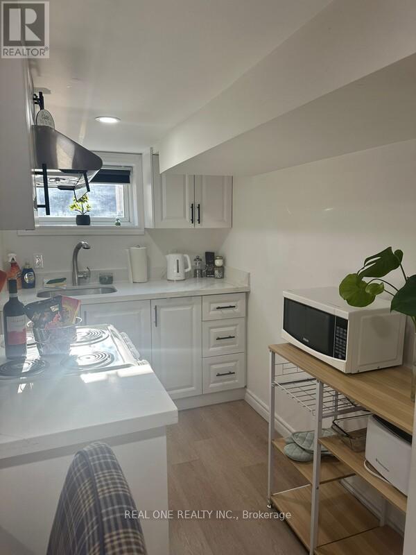 1 - 124 Malvern Avenue, Toronto, Ontario  M4E 3E5 - Photo 6 - E12601406