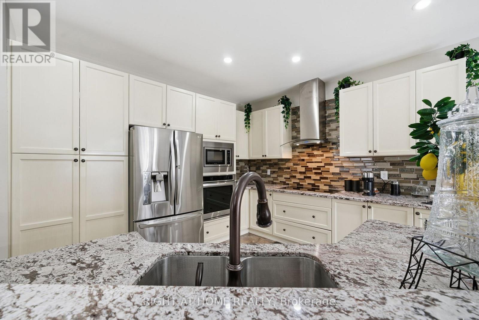 Main & Second Floor - 1286 Kettering Drive, Oshawa, Ontario  L1K 3A9 - Photo 23 - E12601422