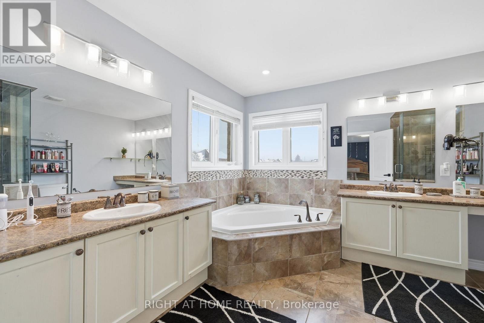 Main & Second Floor - 1286 Kettering Drive, Oshawa, Ontario  L1K 3A9 - Photo 37 - E12601422