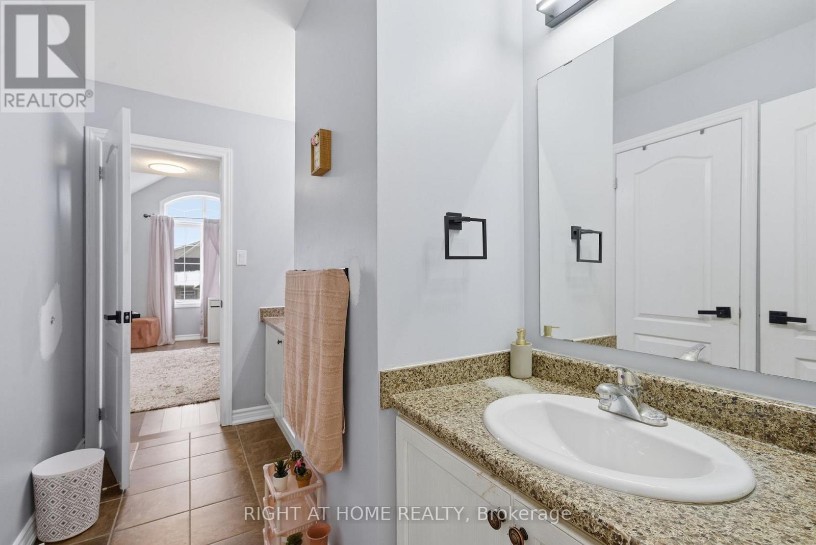 Main & Second Floor - 1286 Kettering Drive, Oshawa, Ontario  L1K 3A9 - Photo 41 - E12601422