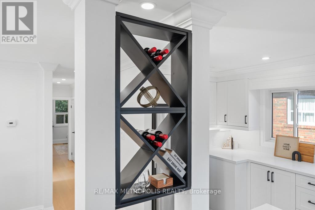 27 Gully Drive, Toronto, Ontario  M1K 4W3 - Photo 10 - E12601426