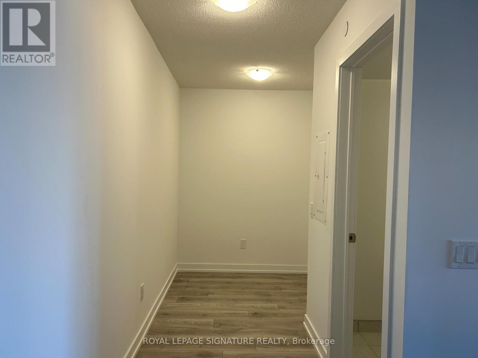 301 - 1455 Celebration Drive, Pickering, Ontario  L1W 1L8 - Photo 3 - E12601454