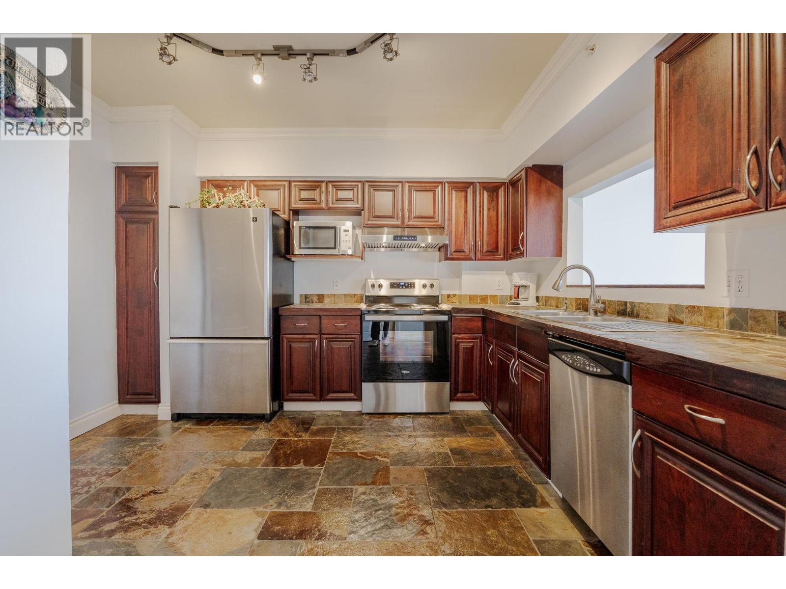 Ph1 1180 Pinetree Way, Coquitlam, British Columbia  V3B 7L2 - Photo 5 - R3071867