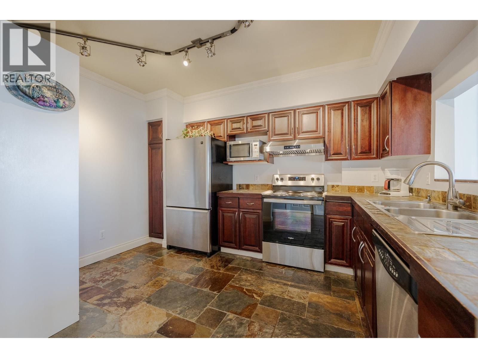 Ph1 1180 Pinetree Way, Coquitlam, British Columbia  V3B 7L2 - Photo 6 - R3071867