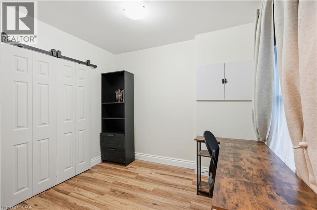 80 Province Street N, Hamilton, Ontario L8H 4H6 - Photo 11 - 40792316