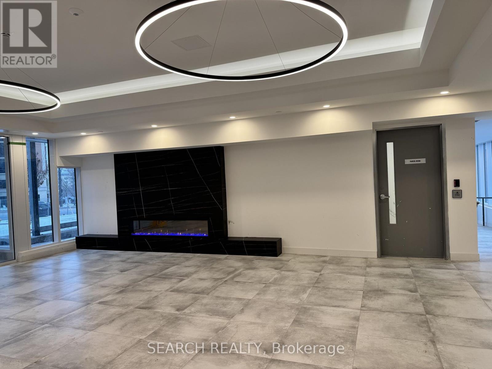 809 - 705 Davis Drive, Newmarket, Ontario  L3Y 0J2 - Photo 5 - N12601424