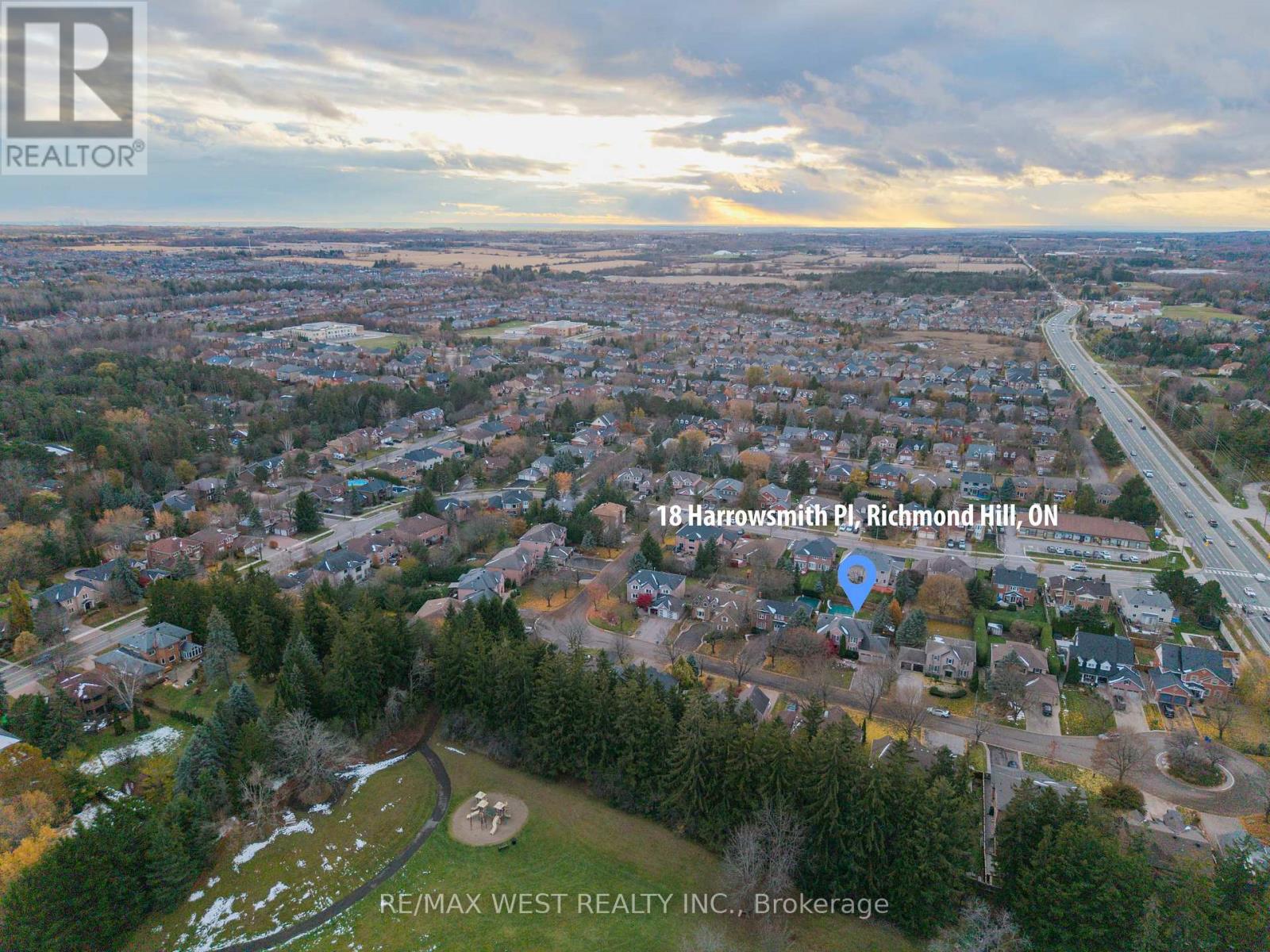 18 Harrowsmith Place, Richmond Hill, Ontario  L4E 2J9 - Photo 45 - N12601464