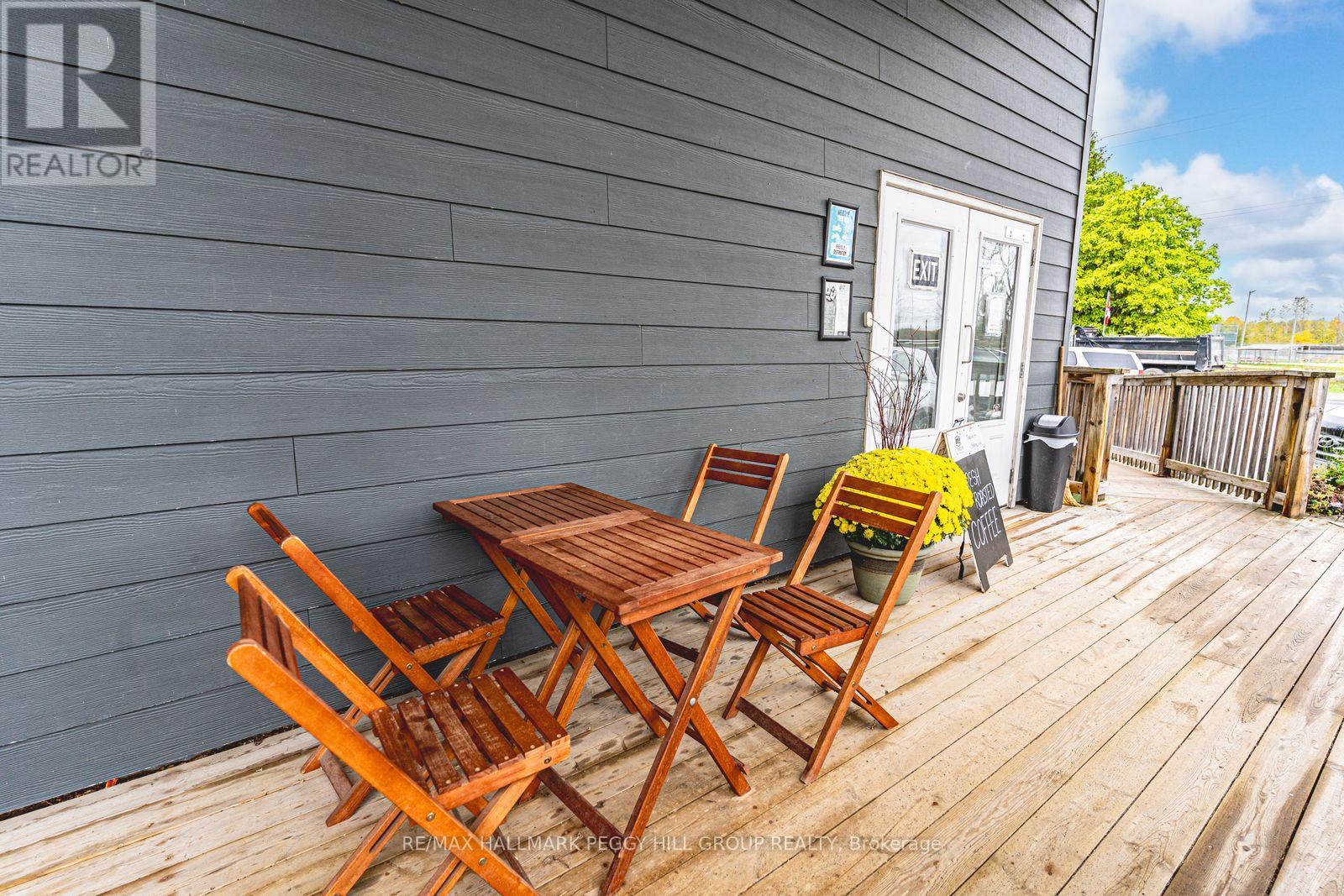 5273 County Road 9, Clearview, Ontario  L0M 1N0 - Photo 13 - S12601416