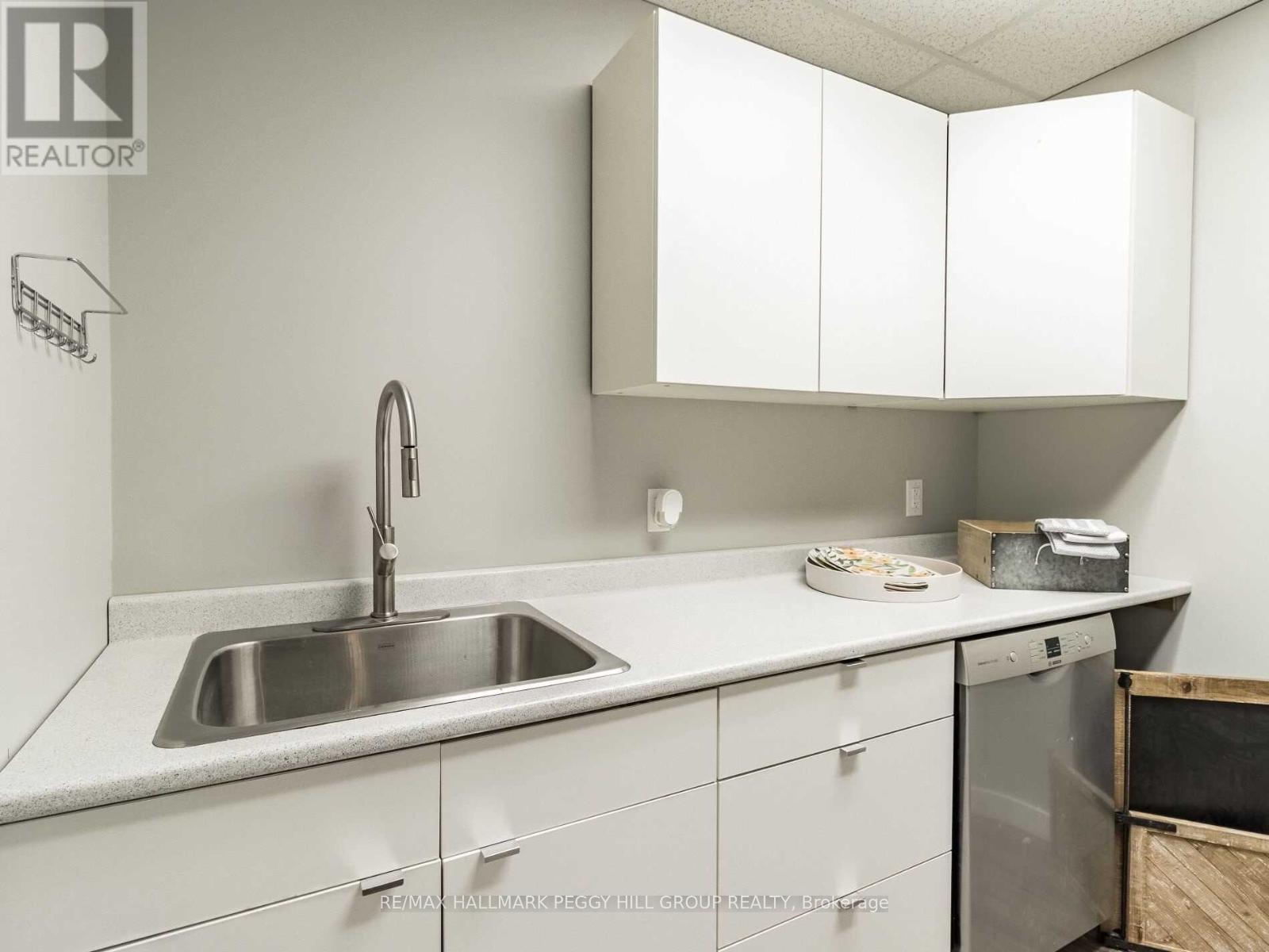 5273 County Road 9, Clearview, Ontario  L0M 1N0 - Photo 25 - S12601416