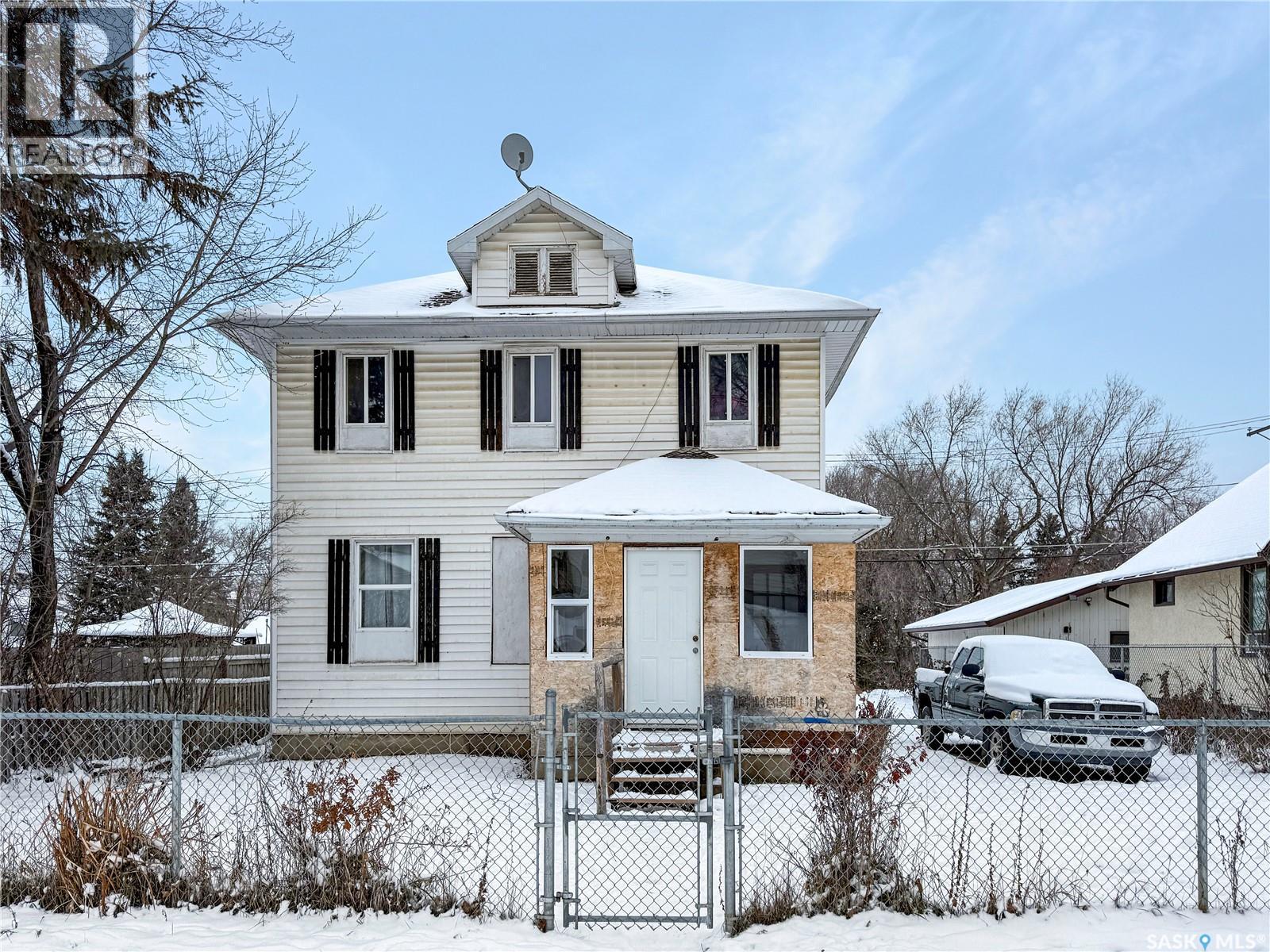 538 13th STREET W, Prince Albert, Saskatchewan