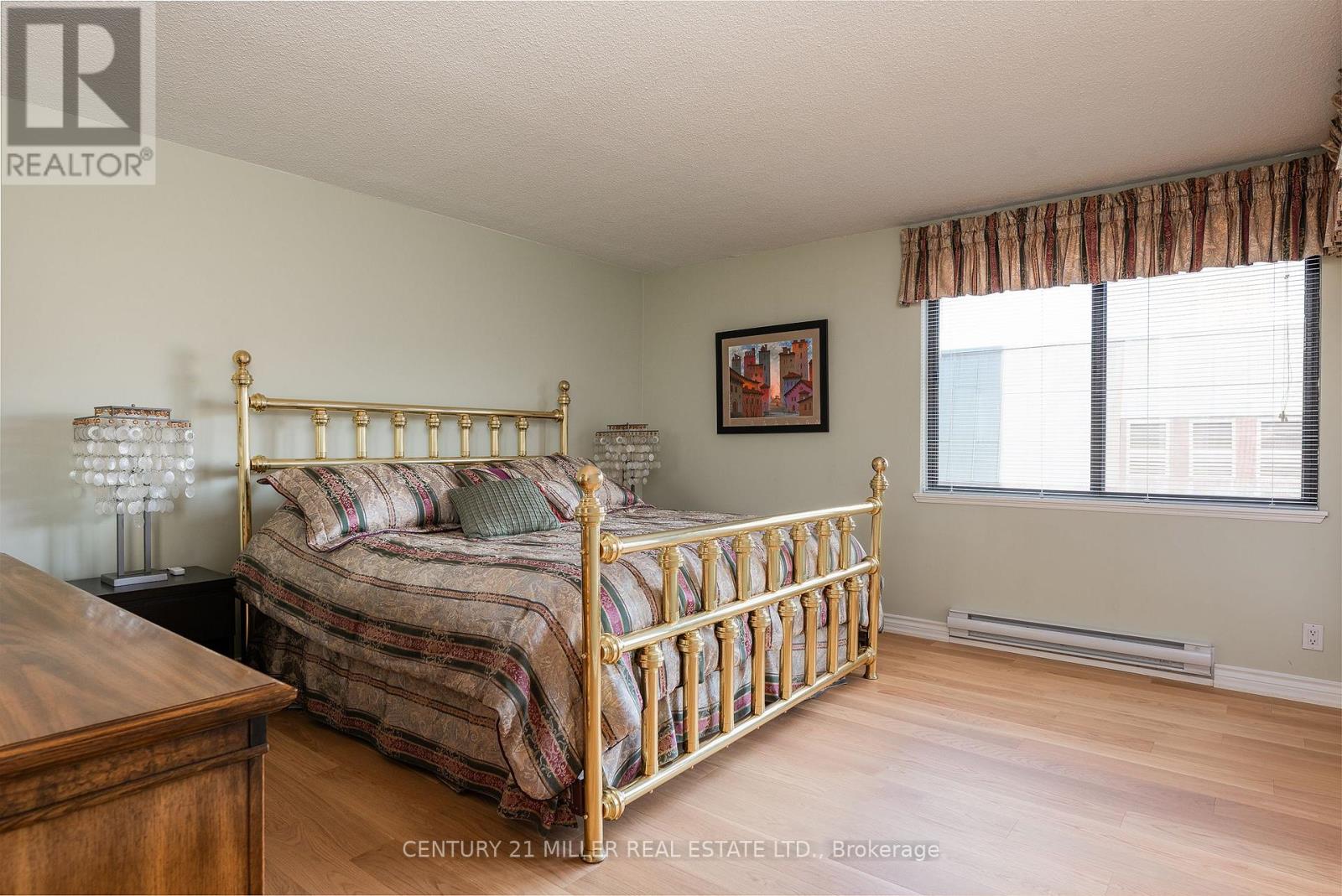 710 - 100 Lakeshore Road E, Oakville, Ontario  L6J 6M9 - Photo 21 - W12601410