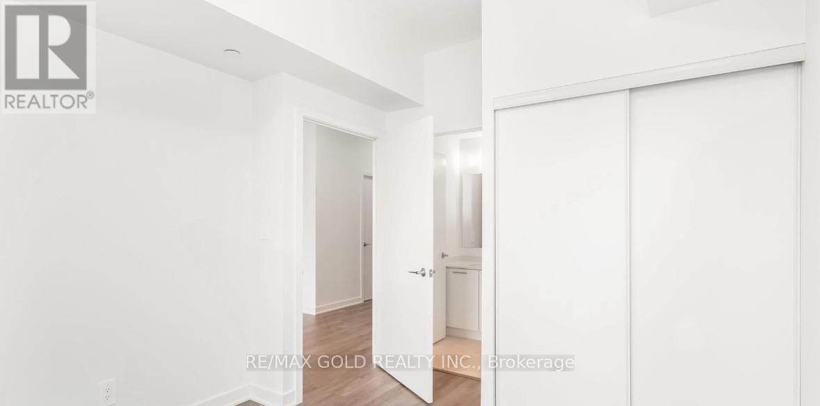 211 - 1440 Clarriage Court, Milton, Ontario  L9E 1B3 - Photo 11 - W12601444