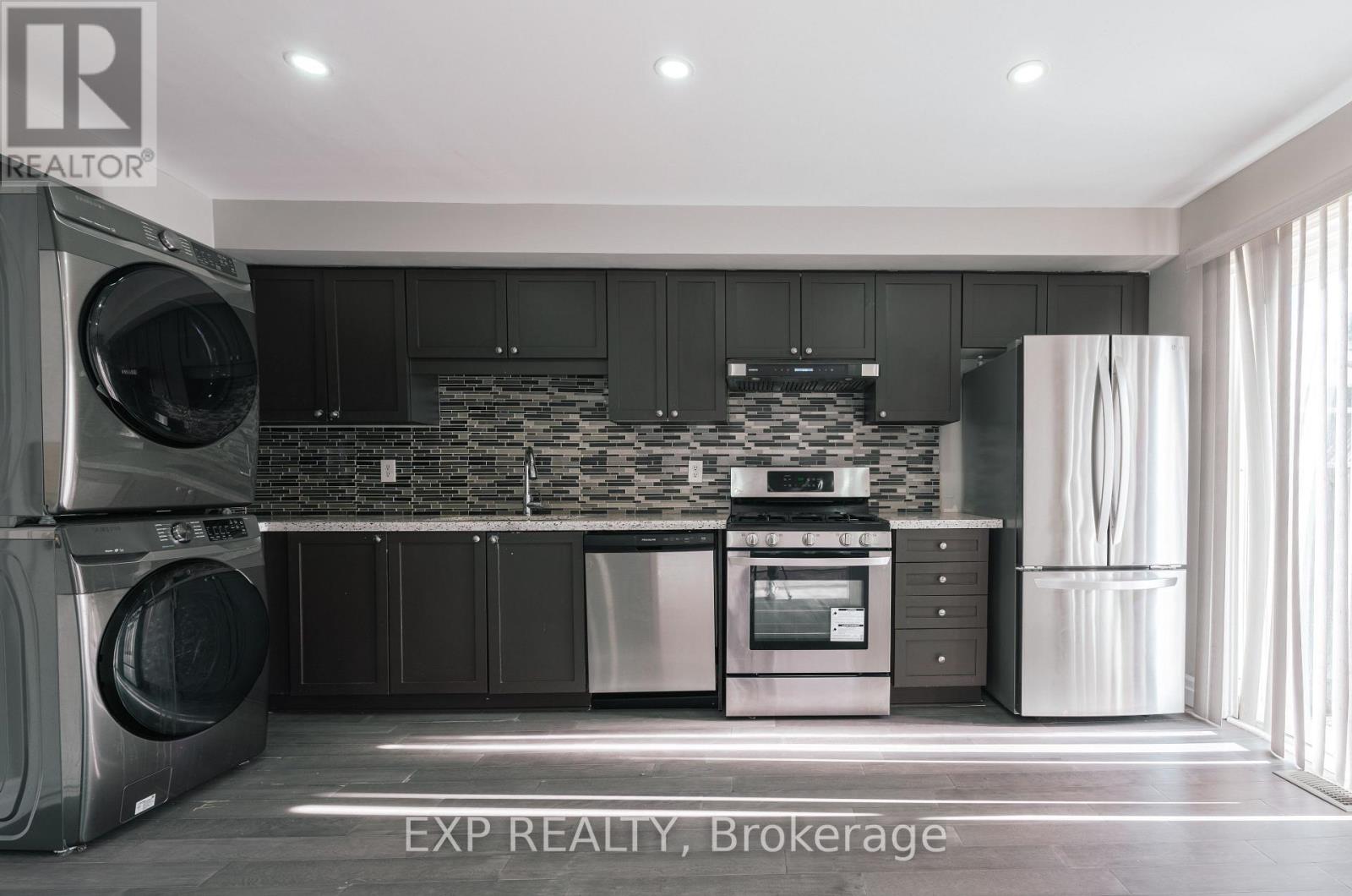 Upper - 10 Virtues Avenue, Brampton, Ontario  L7A 2R8 - Photo 7 - W12601466