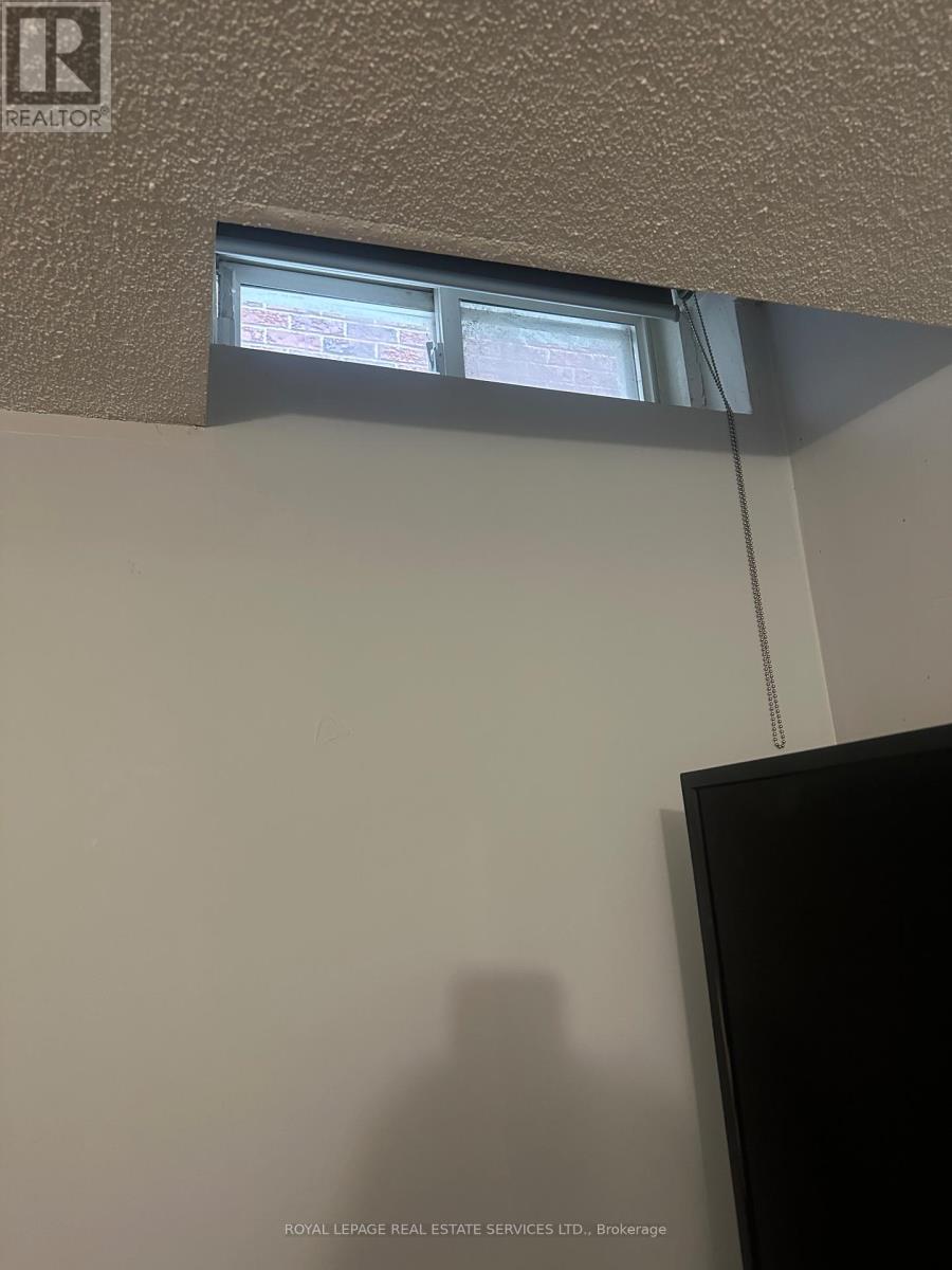 Bsmt - 79 Breton Avenue, Mississauga, Ontario  L4Z 4K5 - Photo 11 - W12601468