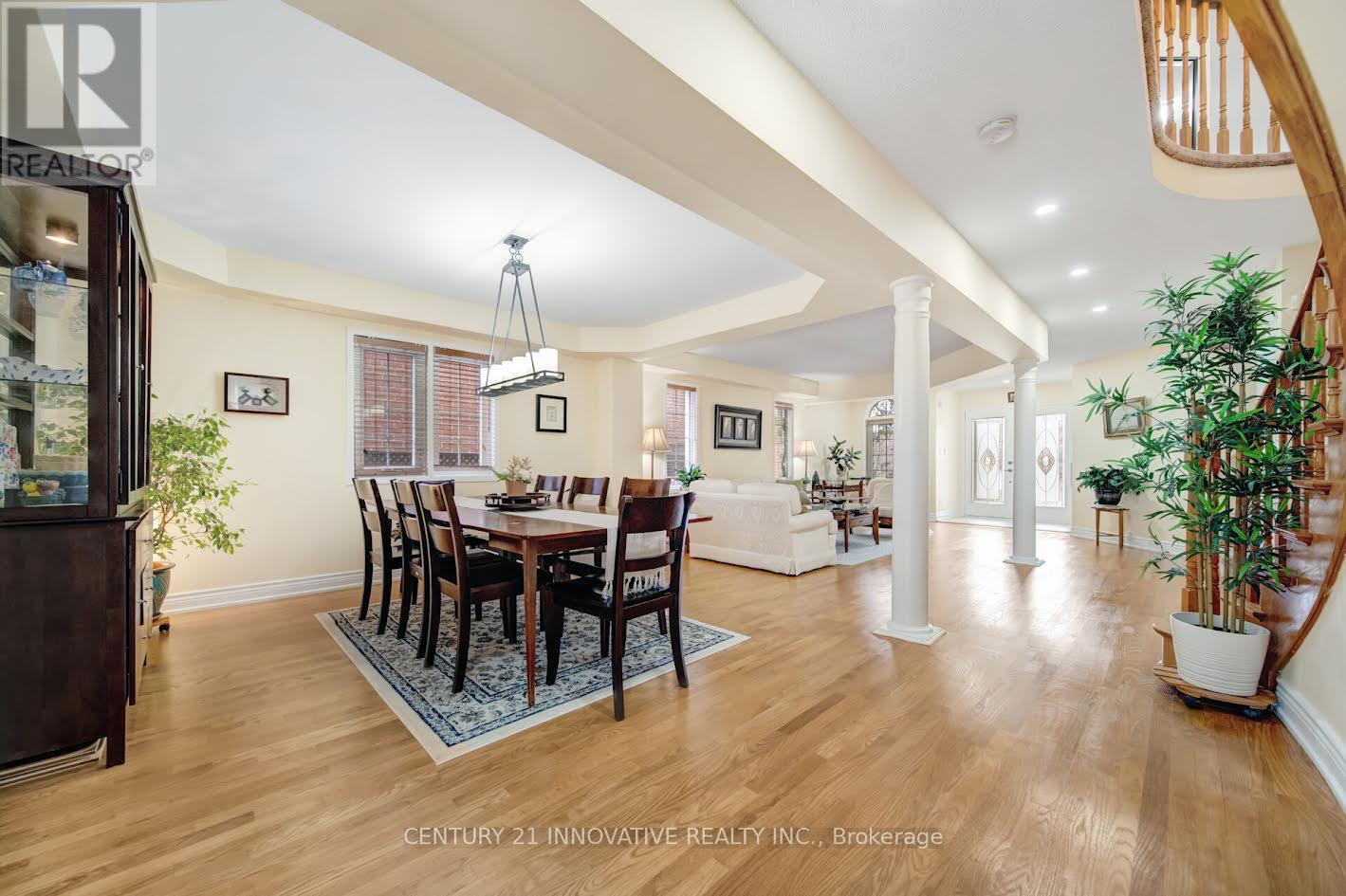 7289 Terragar Boulevard, Mississauga, Ontario  L5N 7L8 - Photo 11 - W12601476