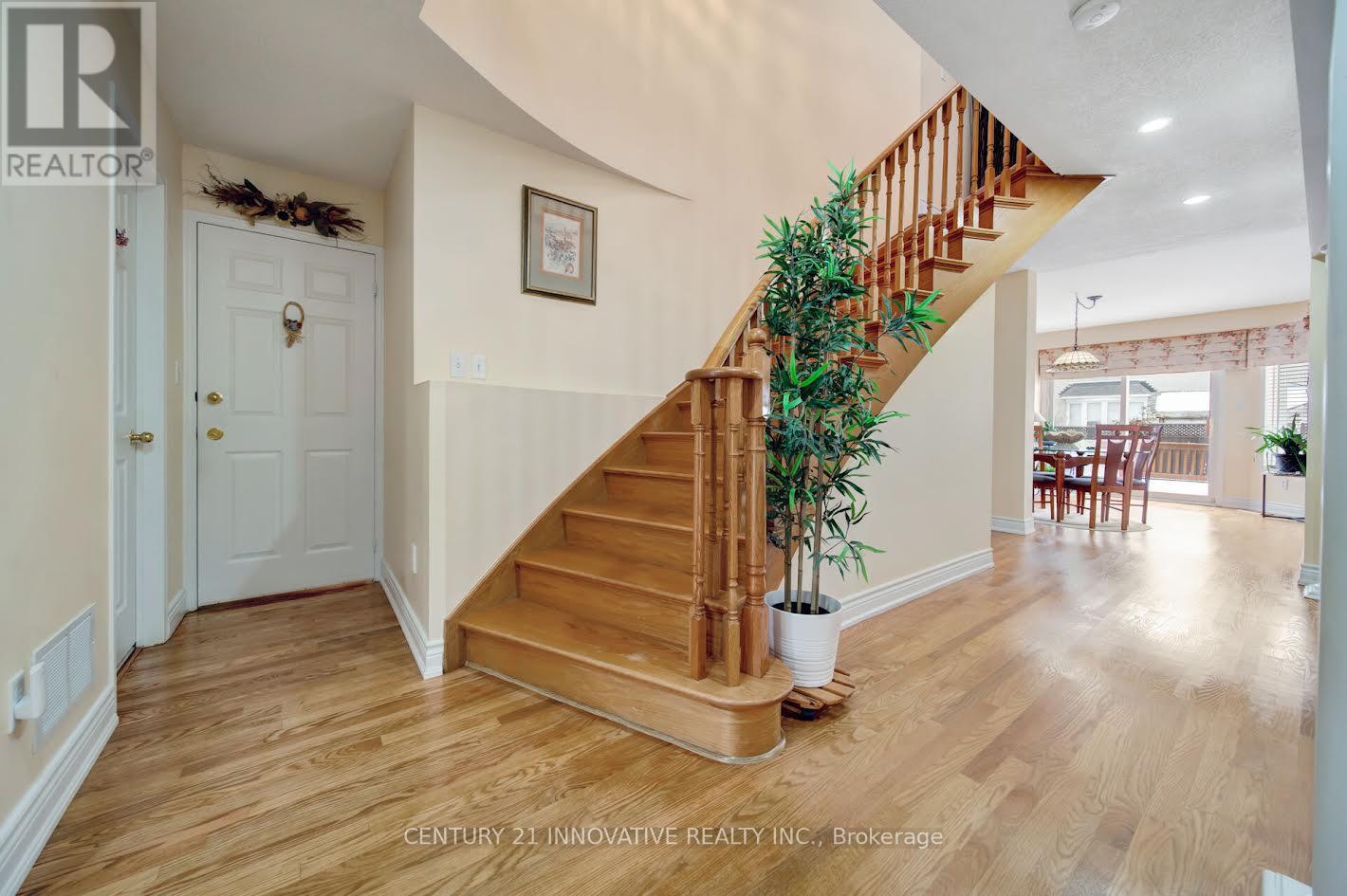 7289 Terragar Boulevard, Mississauga, Ontario  L5N 7L8 - Photo 12 - W12601476