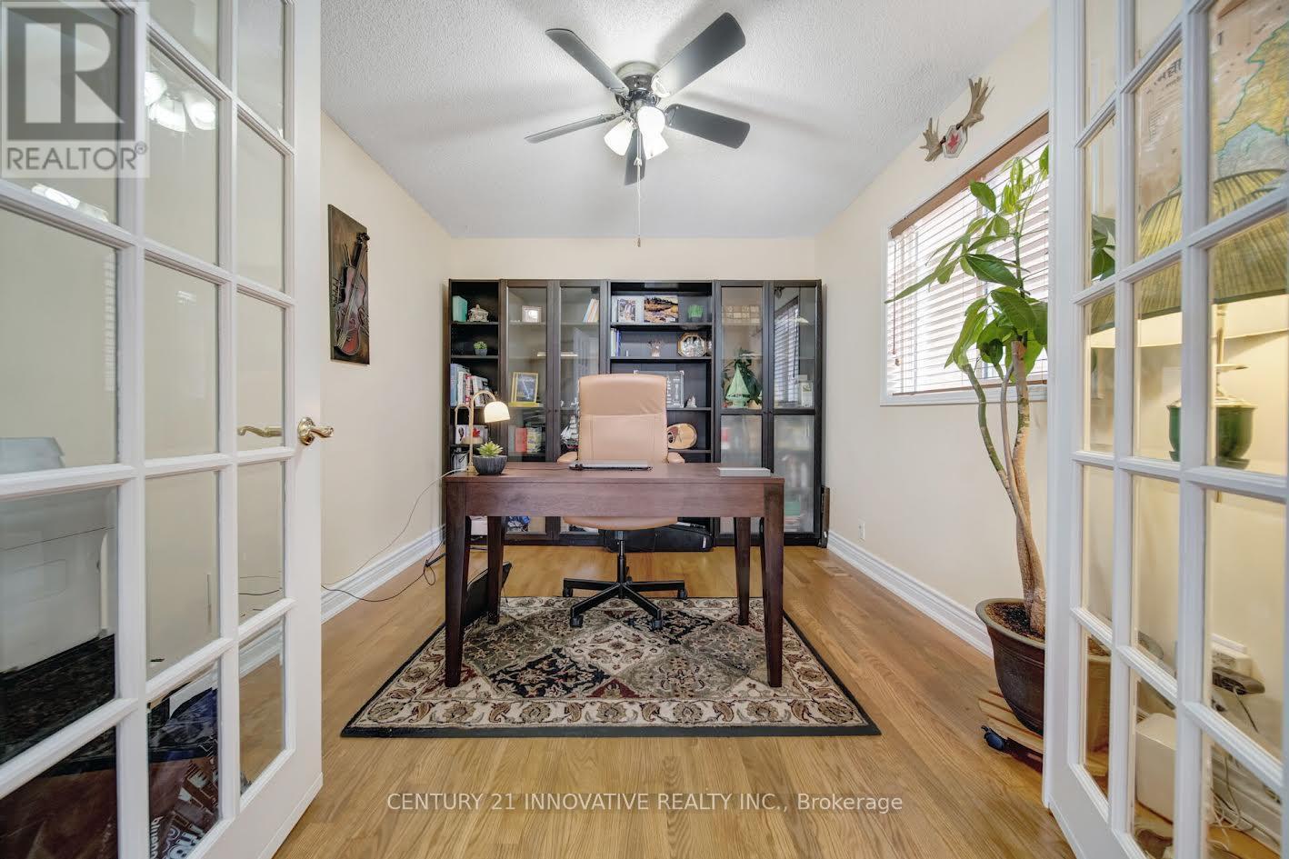 7289 Terragar Boulevard, Mississauga, Ontario  L5N 7L8 - Photo 13 - W12601476