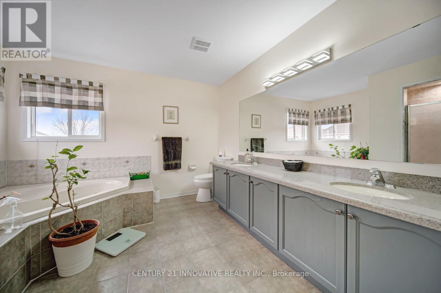 7289 Terragar Boulevard, Mississauga, Ontario  L5N 7L8 - Photo 33 - W12601476