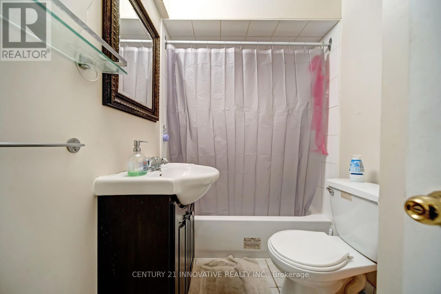 7289 Terragar Boulevard, Mississauga, Ontario  L5N 7L8 - Photo 43 - W12601476