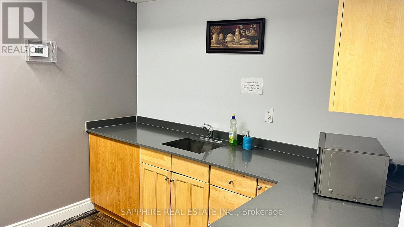 1-102 - 7885 Tranmere Drive, Mississauga, Ontario  L5S 1V8 - Photo 6 - W12563166