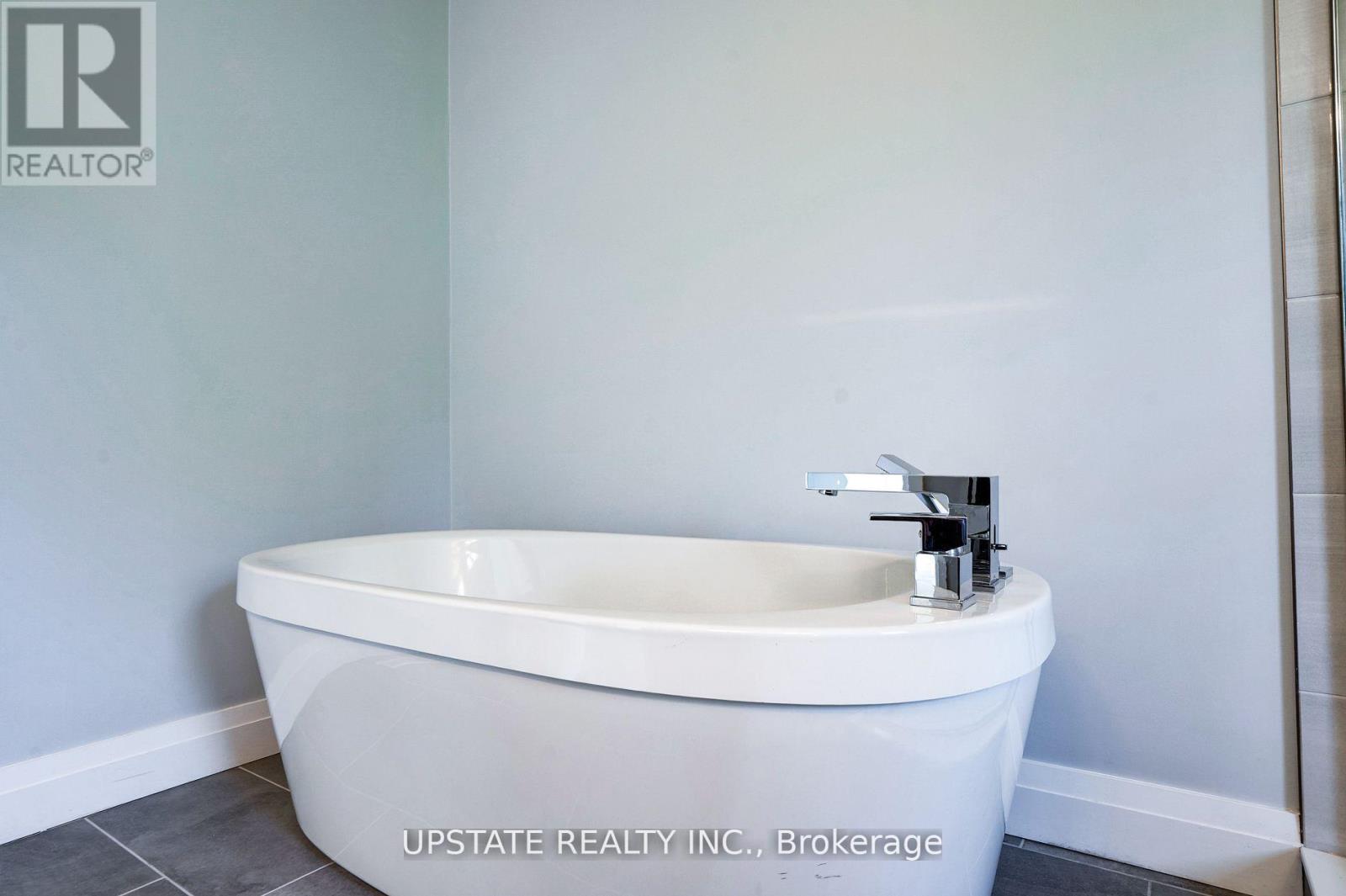 2694 Bobolink Lane, London South, Ontario  N6M 0J9 - Photo 22 - X12601388