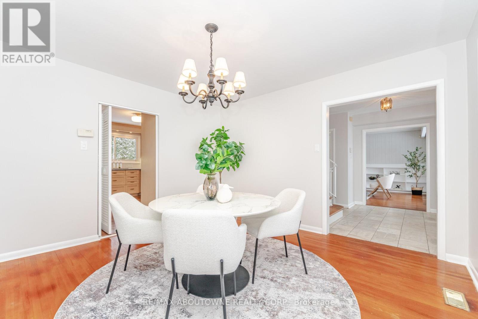 171 Sherwood Rise, Hamilton, Ontario  L8T 1P4 - Photo 13 - X12601434