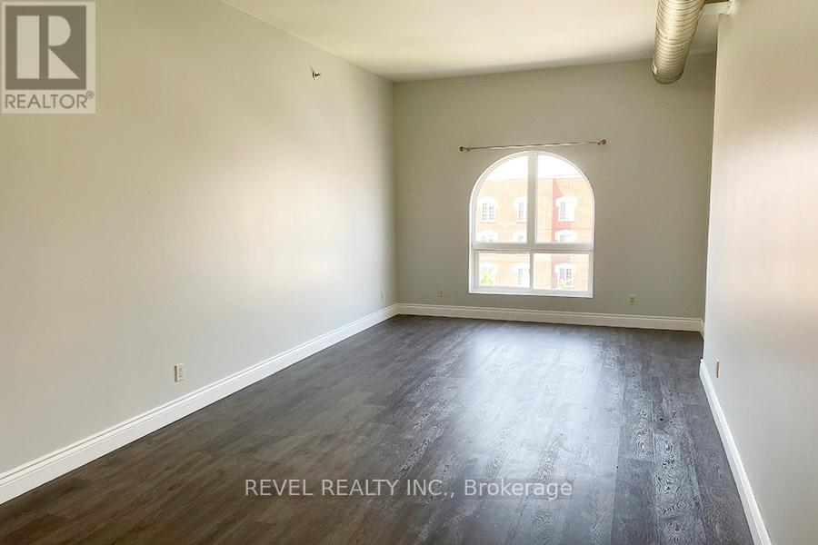 403 - 150 Colborne Street, Brantford, Ontario  N3T 2G7 - Photo 8 - X12601450