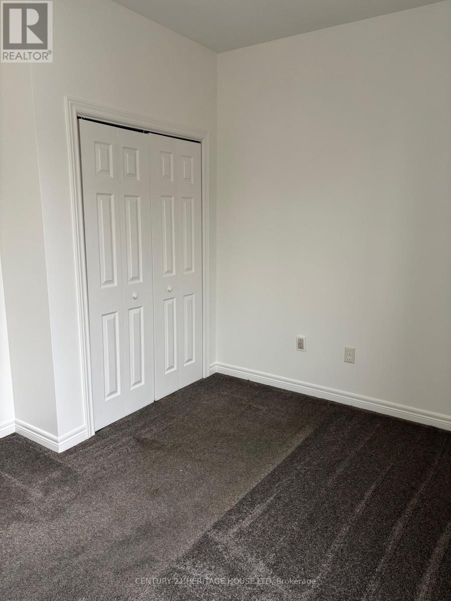 1 - 580 Talbot Street, St. Thomas, Ontario  N5P 1C4 - Photo 5 - X12601590