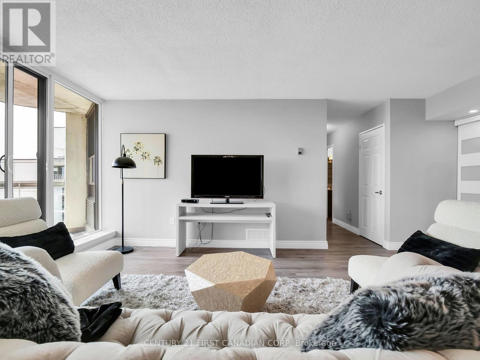 2704 - 363 Colborne Street N, London East, Ontario  N6B 3N3 - Photo 12 - X12601666