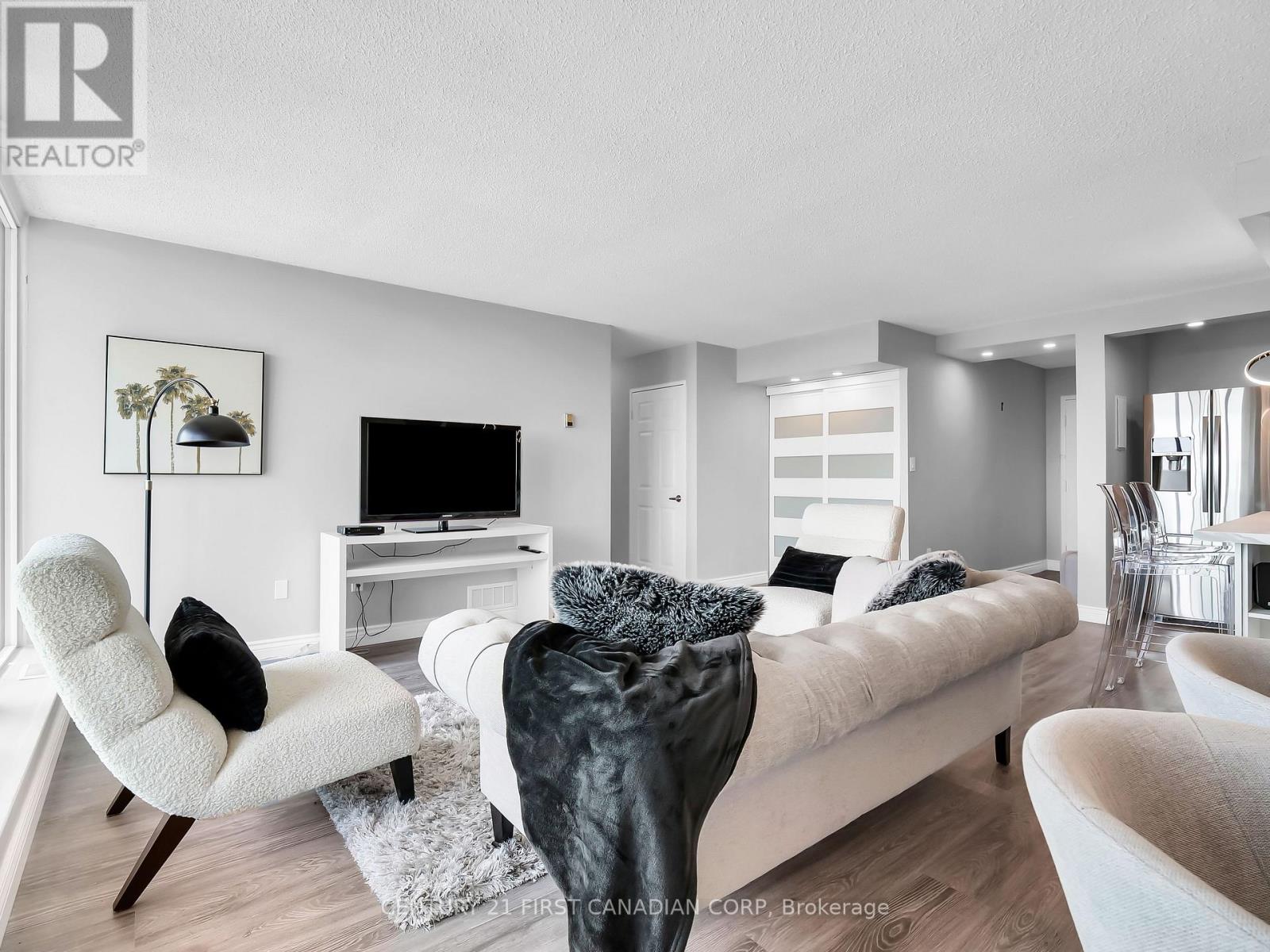 2704 - 363 Colborne Street N, London East, Ontario  N6B 3N3 - Photo 13 - X12601666