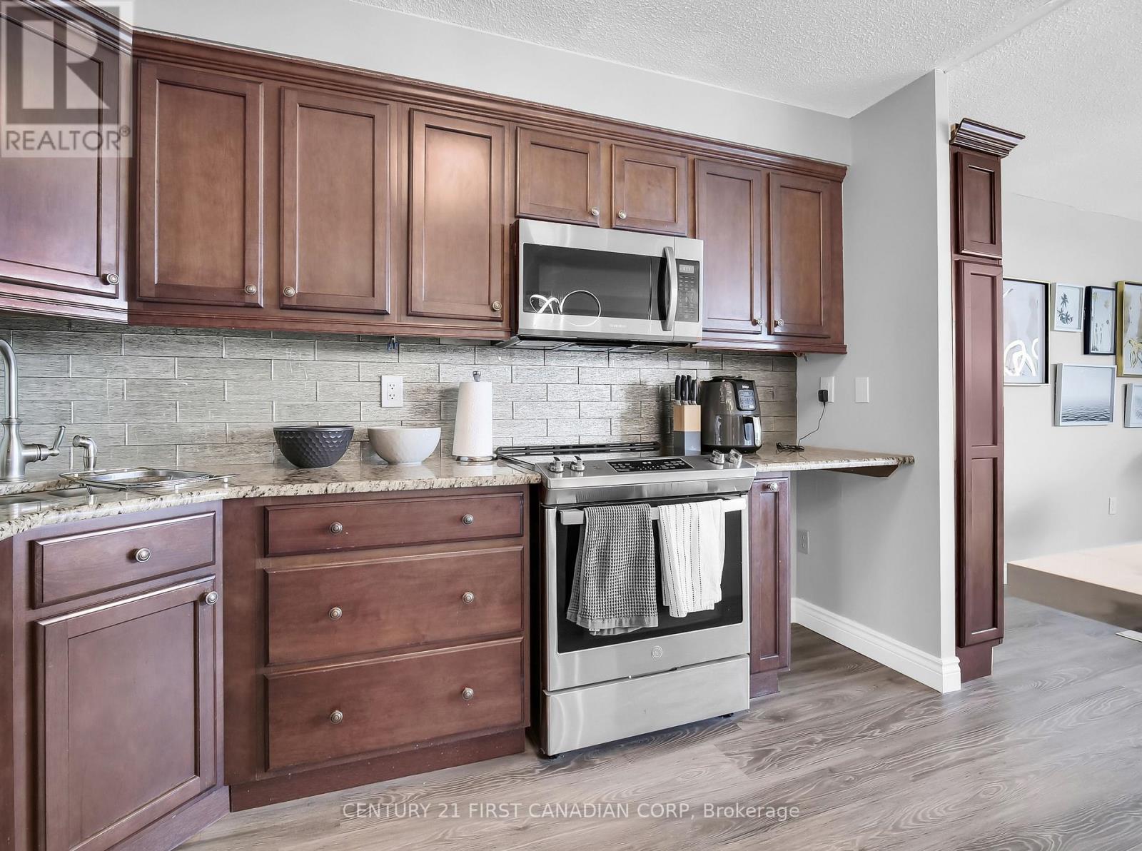 2704 - 363 Colborne Street N, London East, Ontario  N6B 3N3 - Photo 17 - X12601666