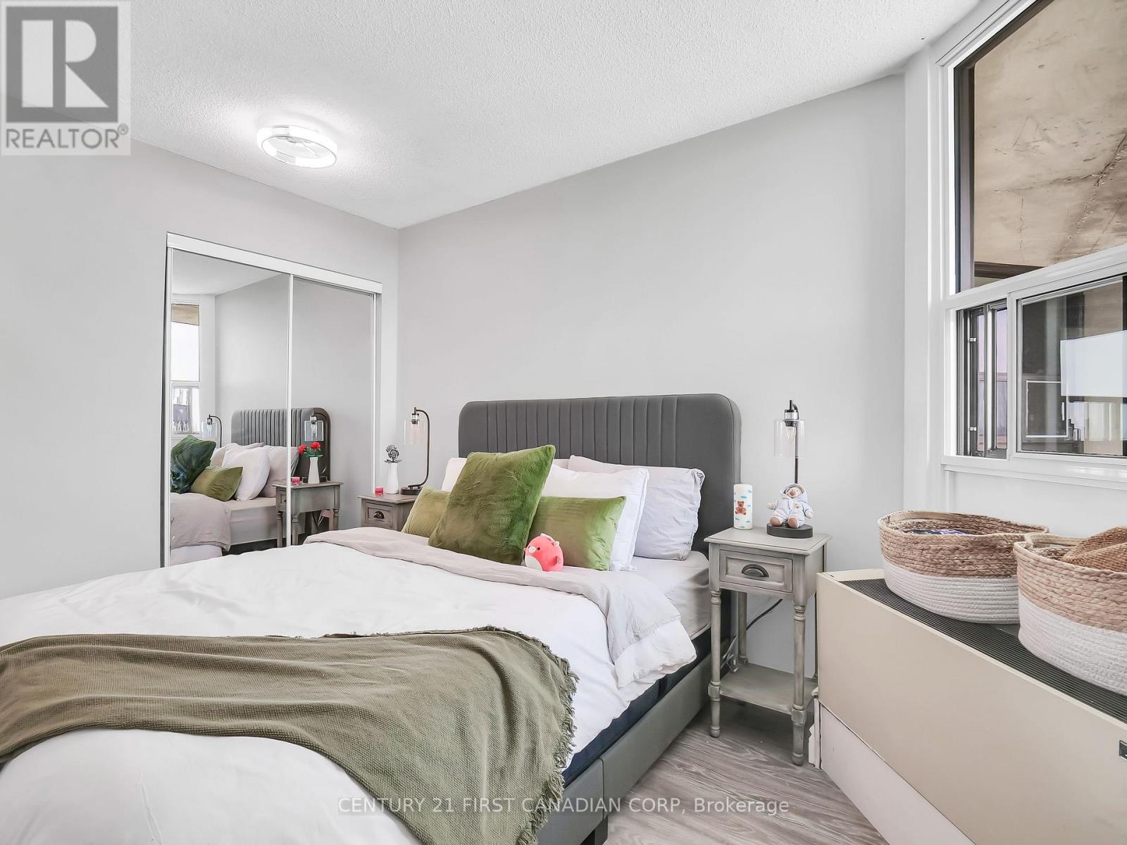 2704 - 363 Colborne Street N, London East, Ontario  N6B 3N3 - Photo 28 - X12601666