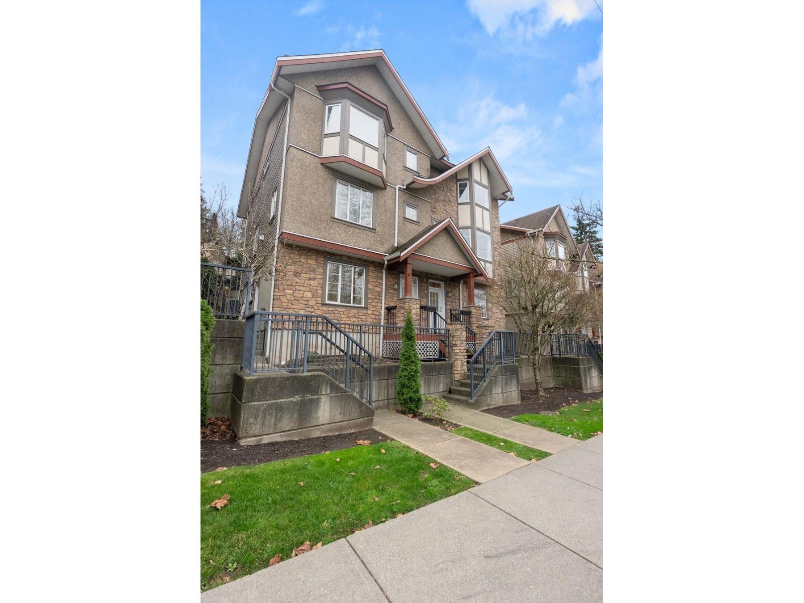 8 35626 Mckee Road, Abbotsford, British Columbia  V3G 2L6 - Photo 1 - R3072092