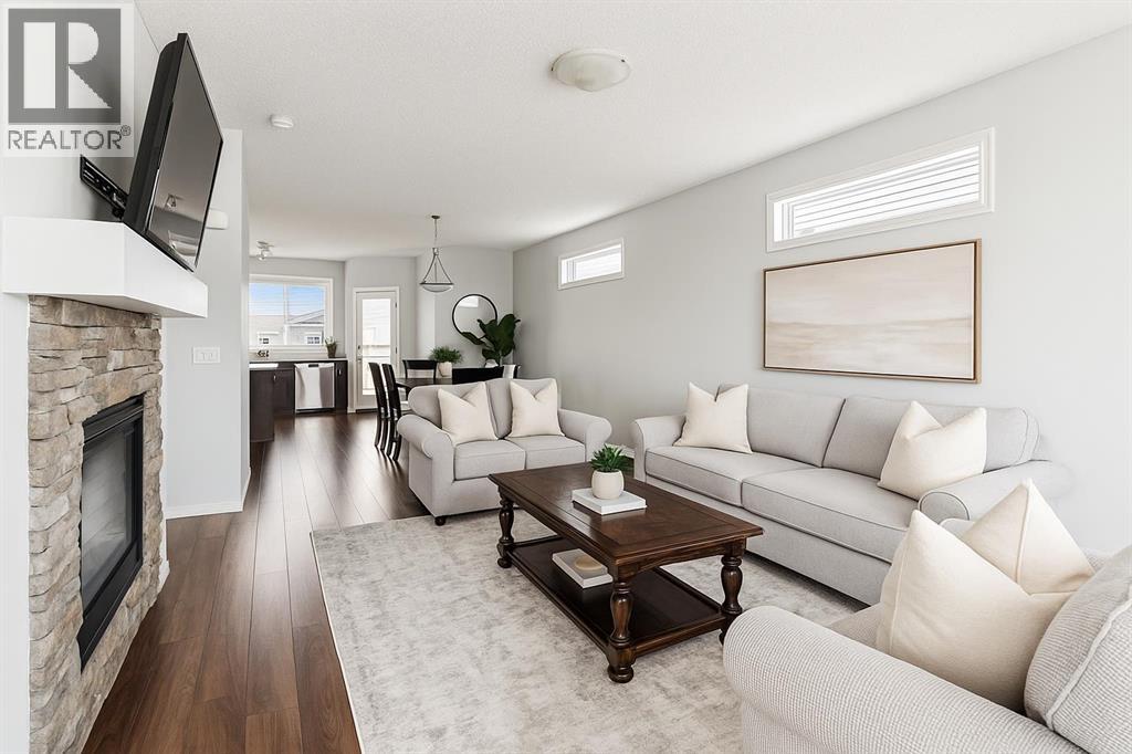 91 River Heights Green, Cochrane, Alberta  T4C 0Y4 - Photo 2 - A2270288