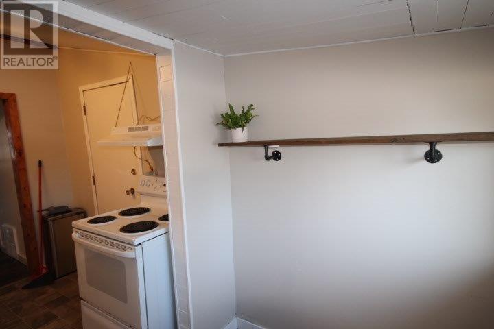 33 Sheppard St, Thunder Bay, Ontario P7A 5L9 - Photo 5 - TB253609