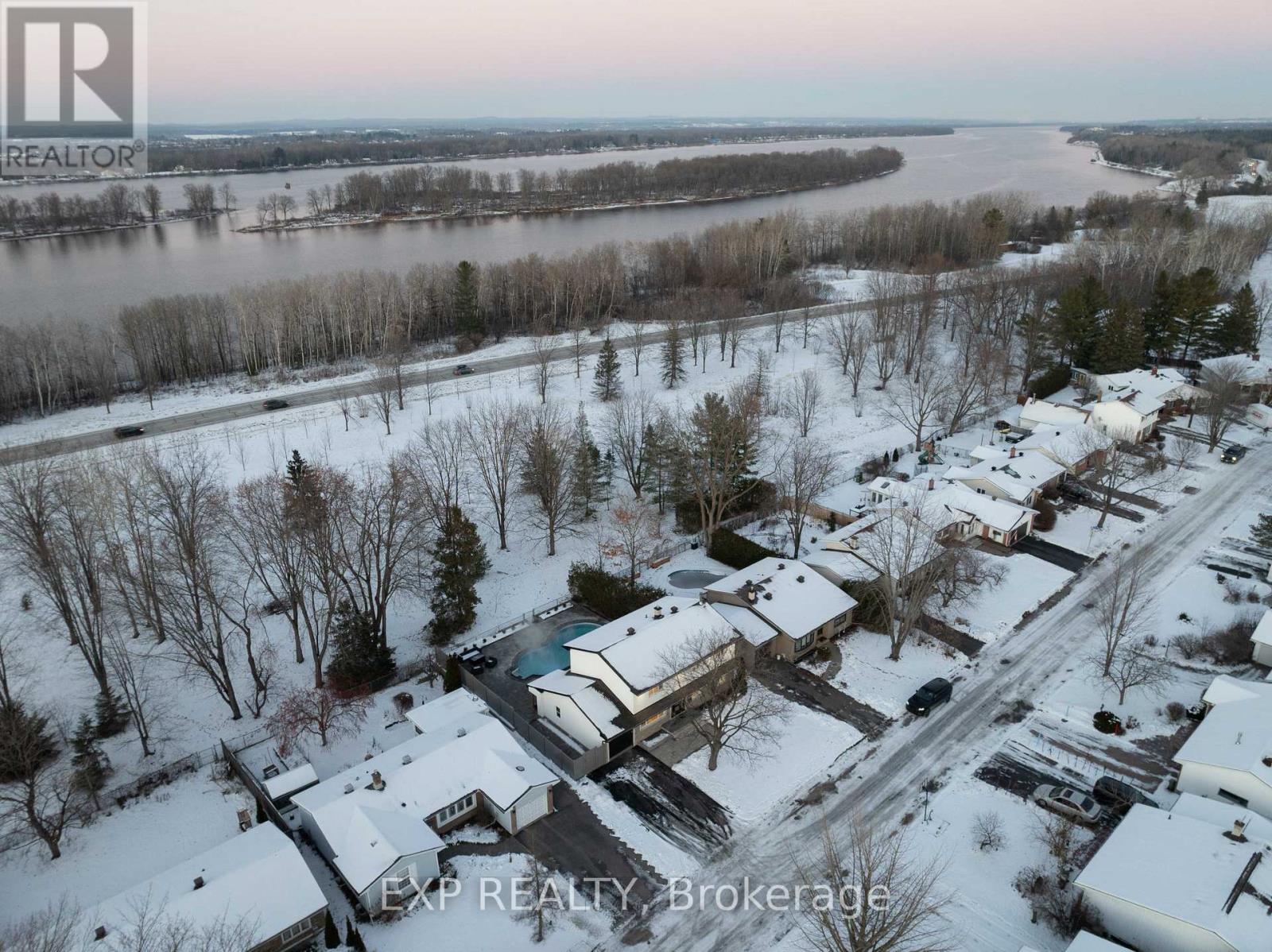 2159 Fillmore Crescent, Ottawa, Ontario  K1J 6A1 - Photo 36 - X12601500