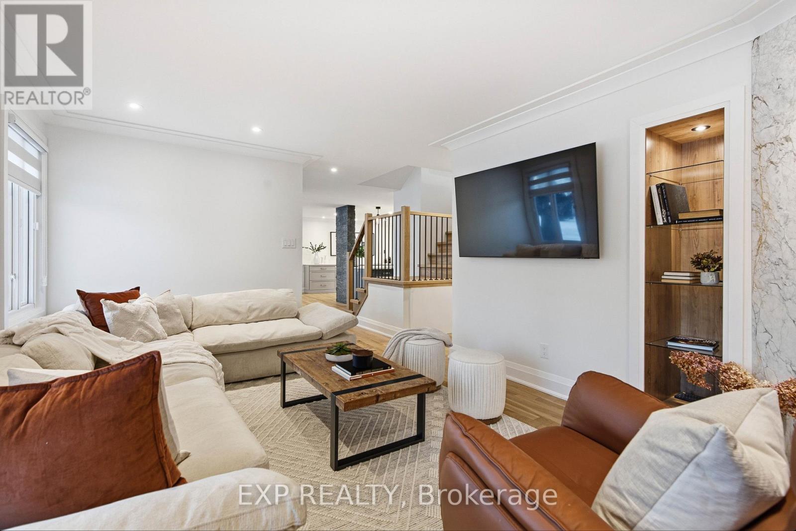 2159 Fillmore Crescent, Ottawa, Ontario  K1J 6A1 - Photo 6 - X12601500