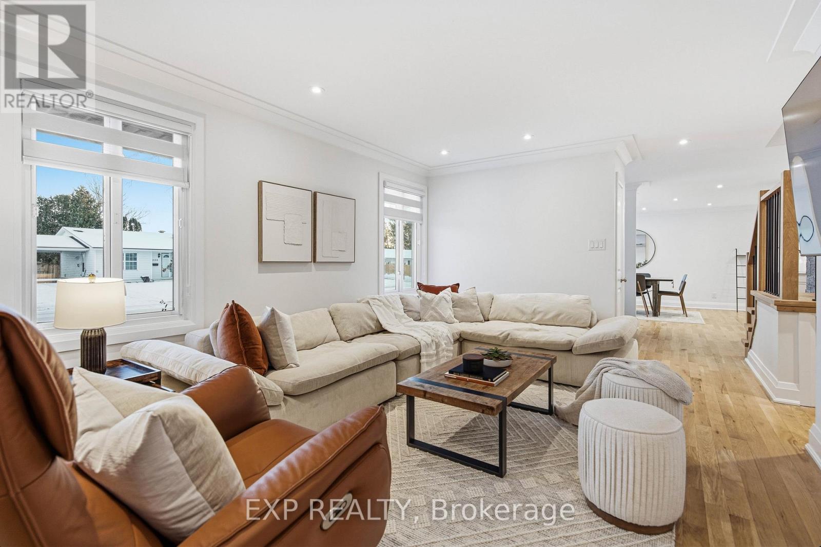 2159 Fillmore Crescent, Ottawa, Ontario  K1J 6A1 - Photo 8 - X12601500