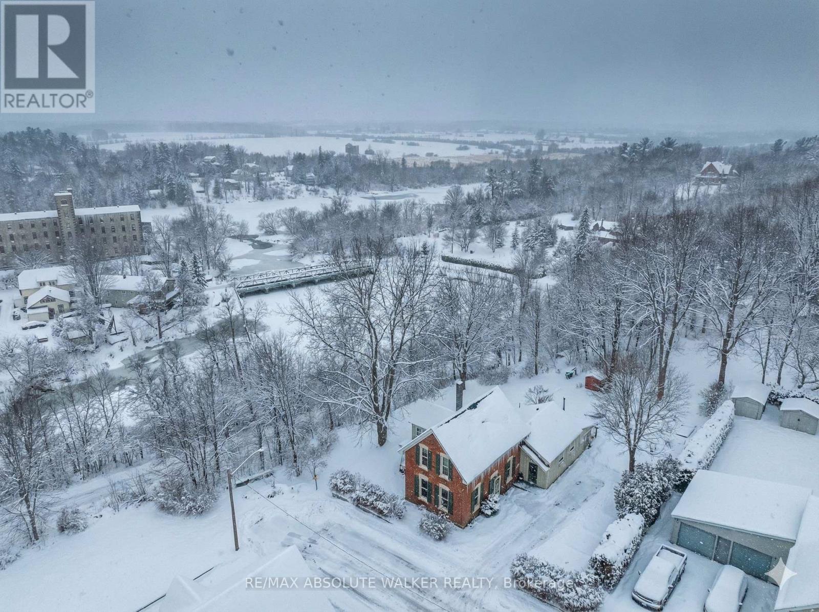 40 THOMAS STREET, Mississippi Mills, Ontario