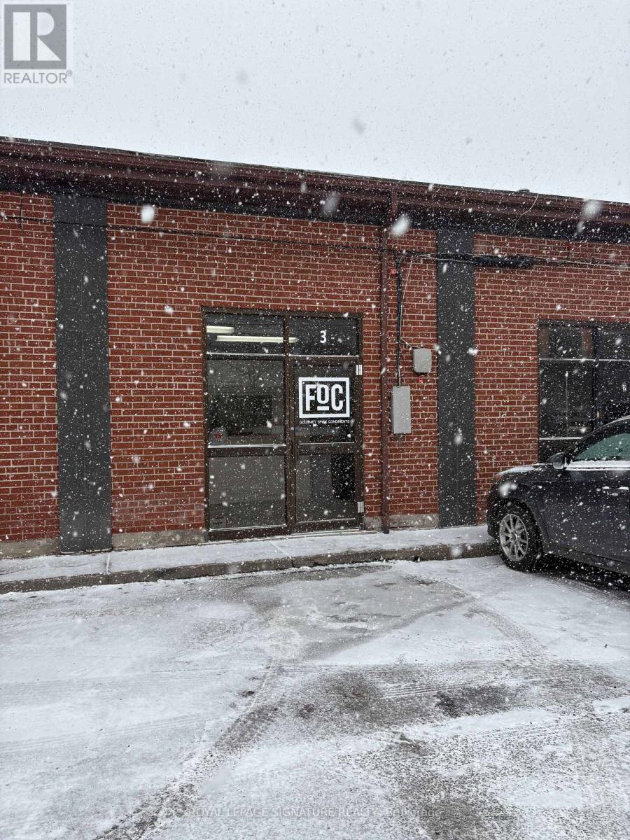 3 - 127 MANVILLE ROAD, Toronto, Ontario